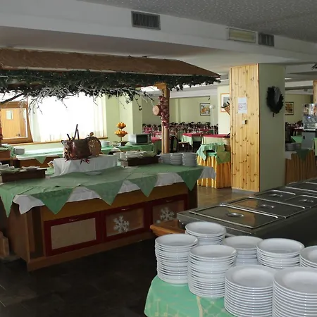 La Trinite Monboso Отель 3*