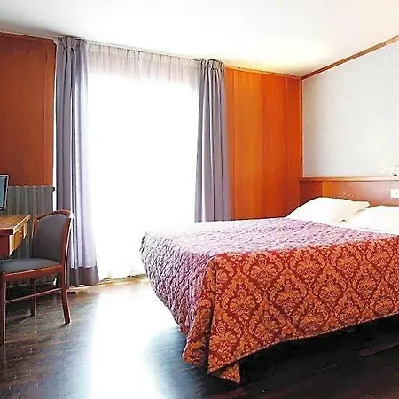 Отель La Trinite Monboso 3*
