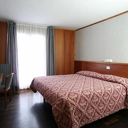 Hotel La Trinite Monboso