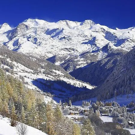 La Trinite Monboso Hotel 3*