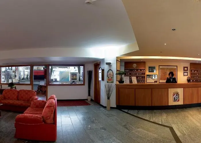 Hotel La Trinite Monboso 3*