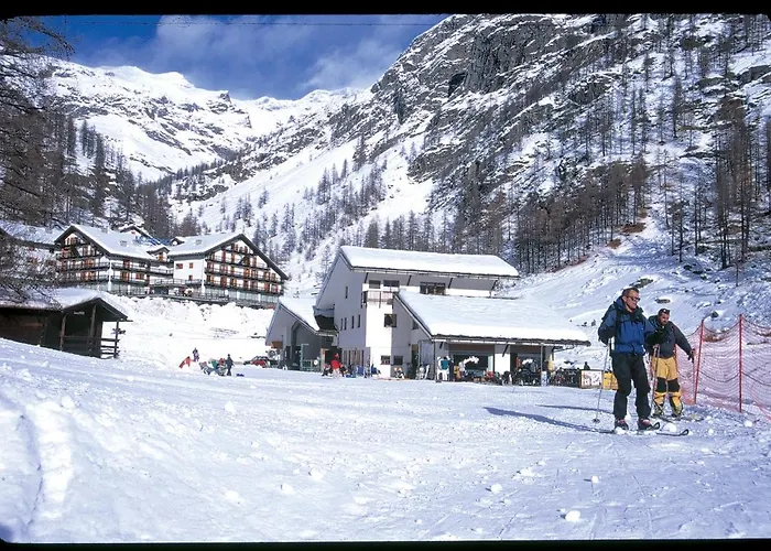 La Trinite Monboso Hotel