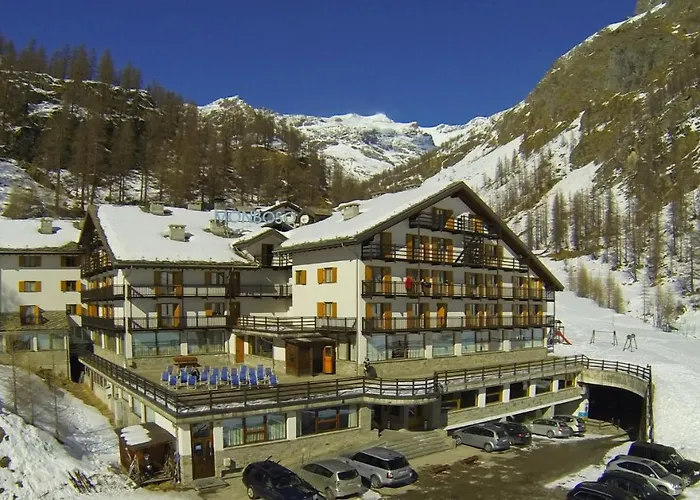 La Trinite Monboso Hotel