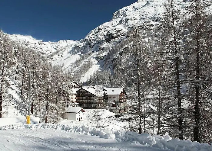 La Trinite Monboso 3*